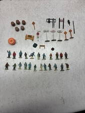 Lot Of 23 Vintage HO train Figures And Signs