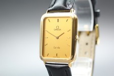 Vintage 1985 OMEGA De Ville Cal.1377 Ref.195.0042 Men's Quartz Gold Rectangular