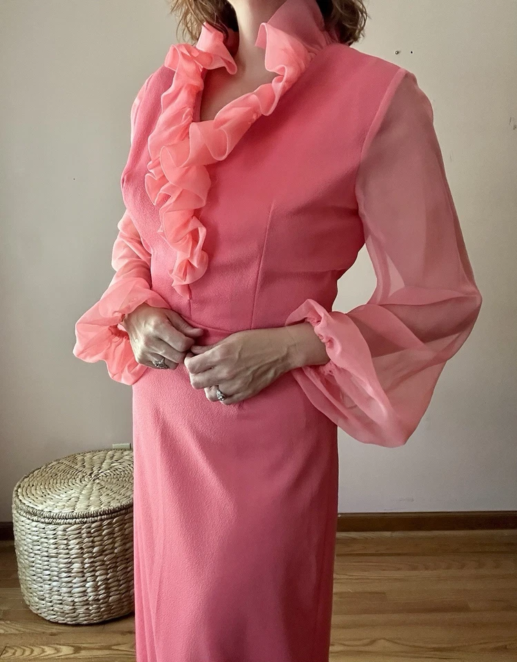 Maxi Vestido Hippie Vintage Años 70 Coral Rosa Volantes Manga Bishop Transparente Foto 4 de 4