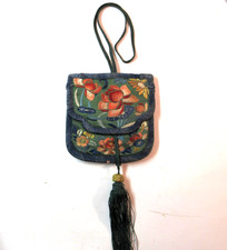 Vintage Antique Chinese Embroidered Purse
