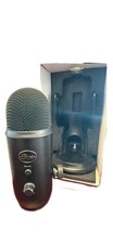 Blue Yeti Professional USB Condenser Microphone Blackout Edition for Podcasts