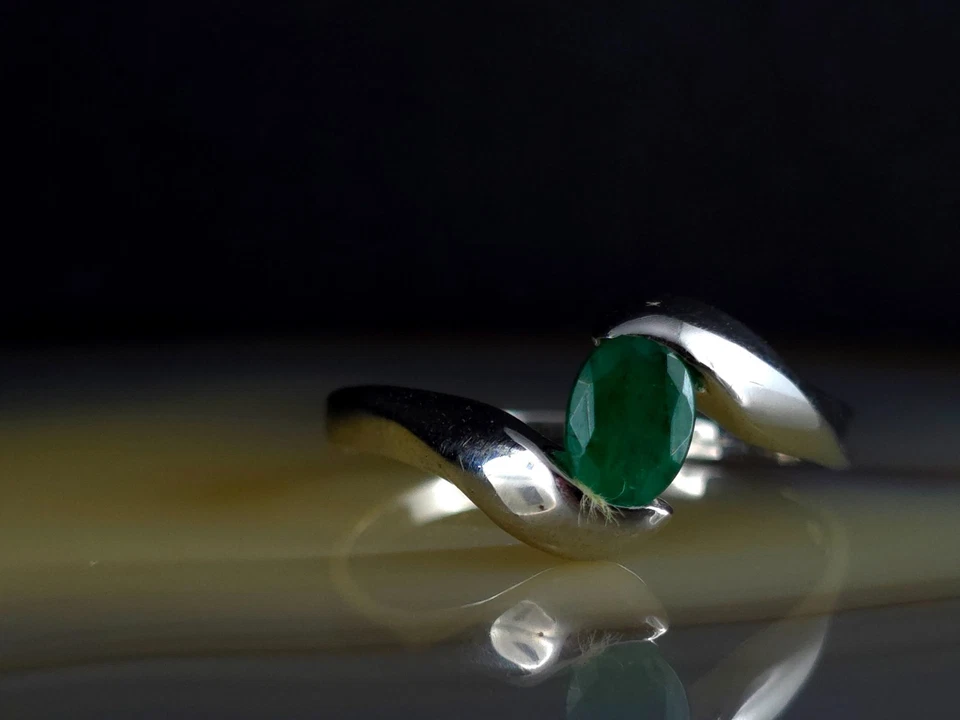 Ring Silber 925 Smaragd grün 20,5 mm geschwungen - modern attraktiv & elegant - Bild 2 von 4