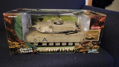 Forces of Valor Bravo Team 1:18 Scale M1A1 Abrams Tank Target Exclusive