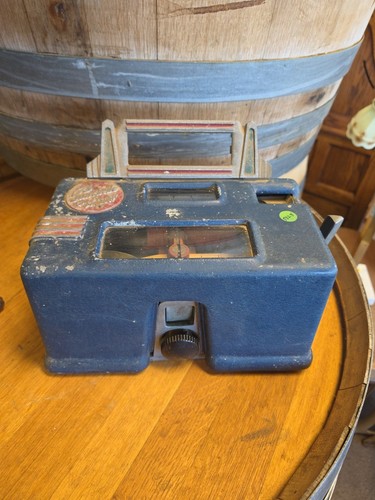 #5328 Vintage 1930-40s Groetchen Punchette 5 Cent Machine "No Key" Works.