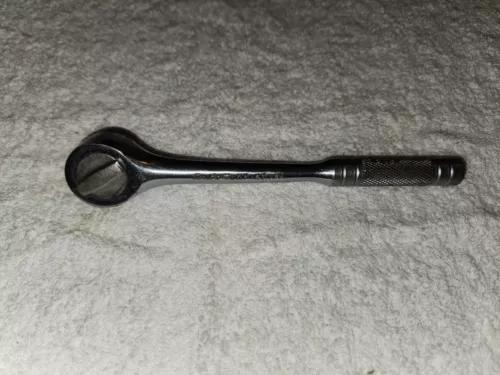 Vintage USA Made New Britain 3/8" Drive Ratchet NB 45 Knurled Handle. A12