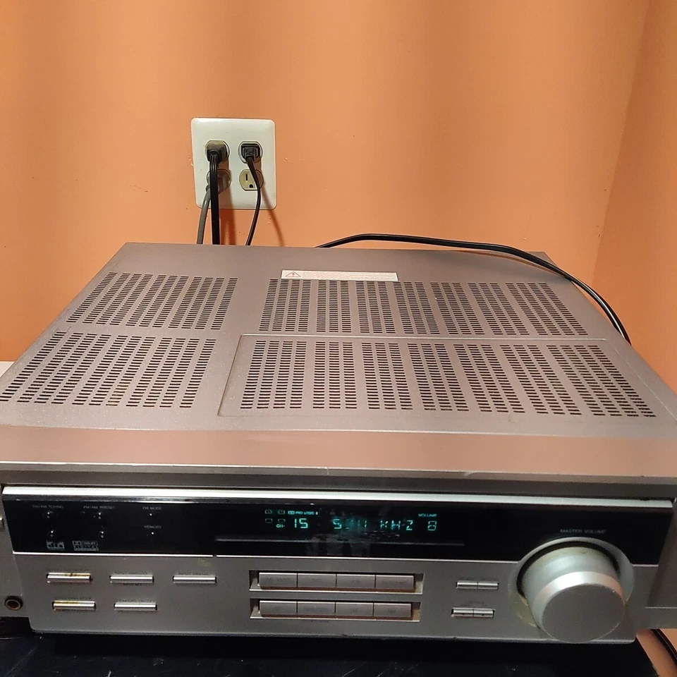 JVC Compulink RX-6022VL Audio/Video Control Receiver - Image 2 of 4