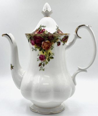 Royal Albert ''Old Country Roses'' Coffee Pot - Made in England c.1962