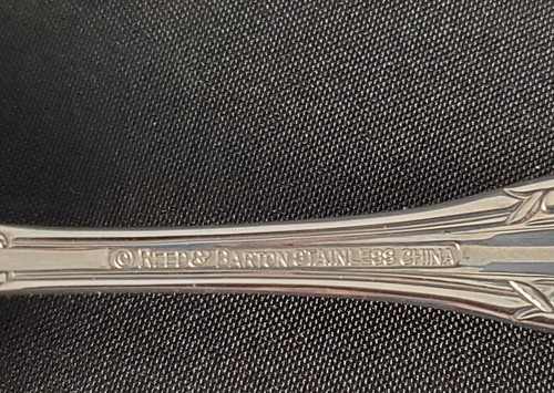Reed & Barton QUEENSDAY Gravy Ladle Stainless Flatware 6.5 in - Picture 4 of 5