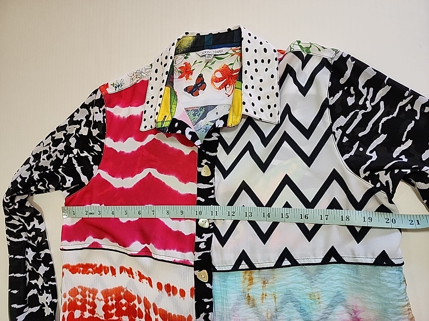 John Mark Vibrant Patchwork Print Point Collar Ro… - image 10