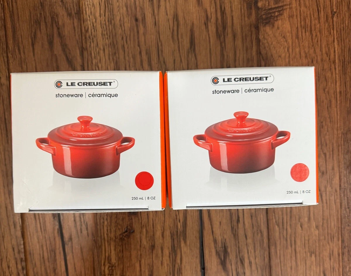 Le Creuset Lot Of 2 Mini Round Cocotte Cerise 8 fl oz Red Ramekin Lid New!