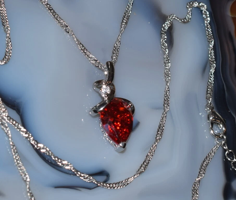 Collar Gota de Agua Cristal Rojo Cadena Giratoria Llena de Oro Blanco 18"+2" Extensión Langosta Foto 3 de 4