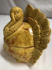 Golden Thanksgiving Turkey Gravy Bowl Ceramic Decorative Dish Covered No Laddle