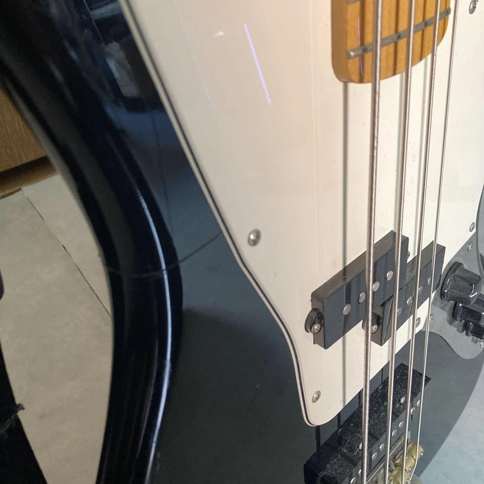 Bajo Fender Jaguar Foto 4 de 4