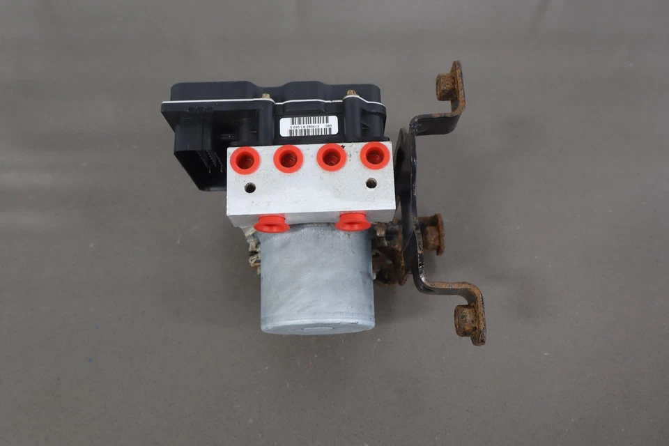 Conjunto de bomba/módulo ABS 09-14 Chevy Suburban 152 k OEM Foto 4 de 4