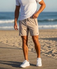 60 RVCA Men's Yogger Stretch 17 Shorts 8" - Pale Mauve - Large -New Tag