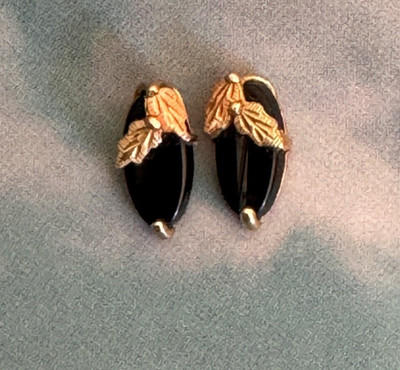 10K  Gold Marquise Black Onyx Leaf Petal Earrings