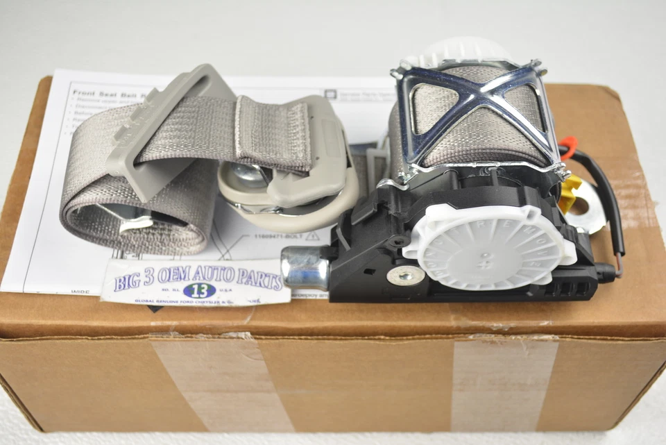 Cadillac Escalade Chevrolet Silverado Passenger Seat Belt Kit new OEM 19260184 - Image 2 of 4