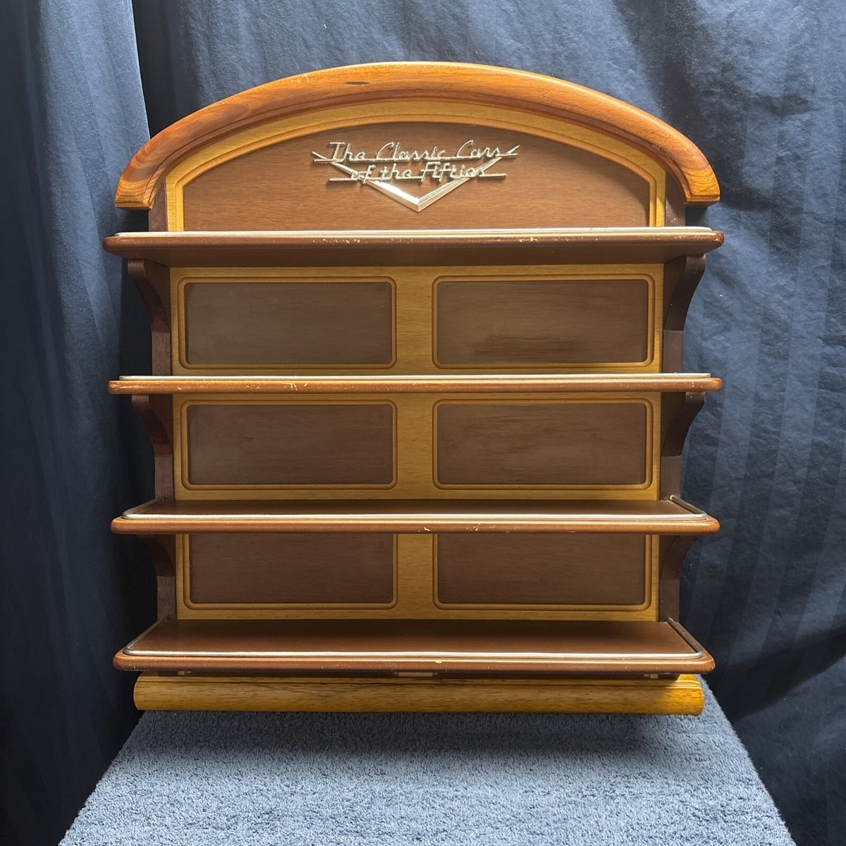 The Classic Cars of the 50's★ミニカー用木製シェルフ Franklin Mint Classic Cars of the Fifties Wood Wall Rack Display