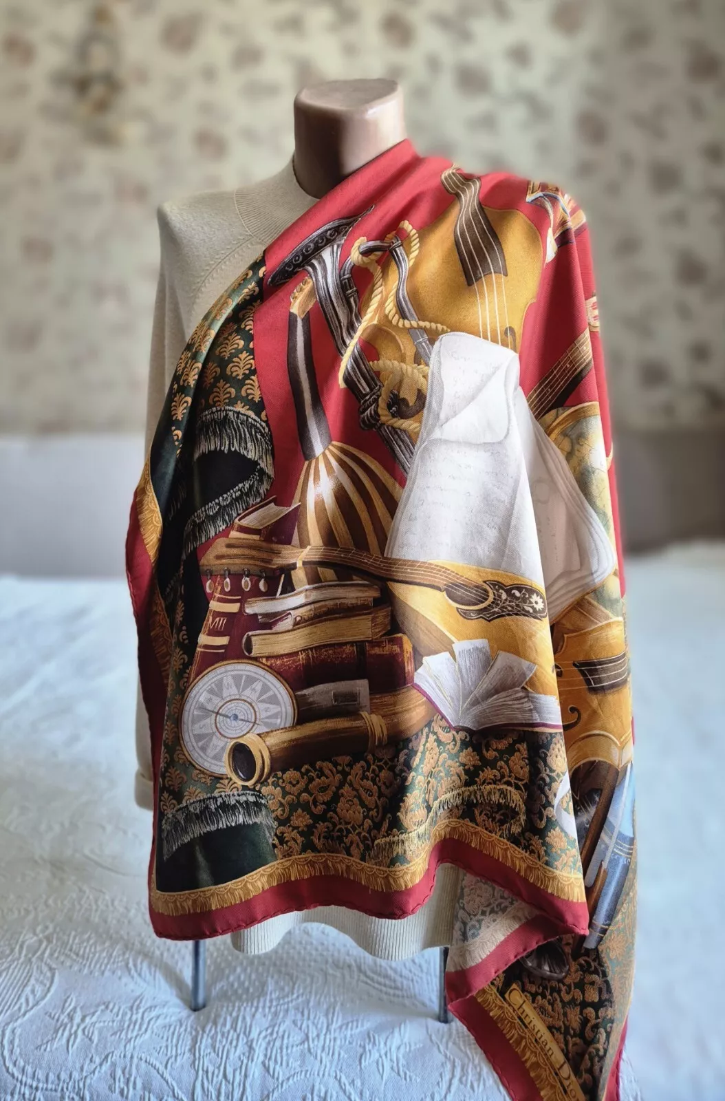 Christian DIOR soie kare mouchoir peinture musicale vintage foulard soie DIOR