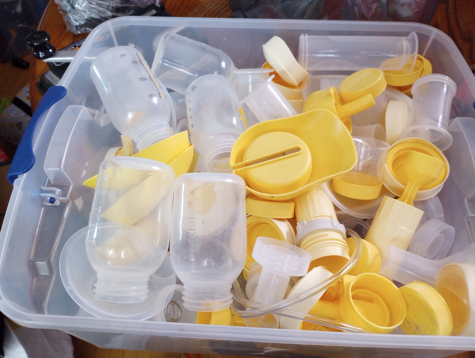 medela breast pump parts-image