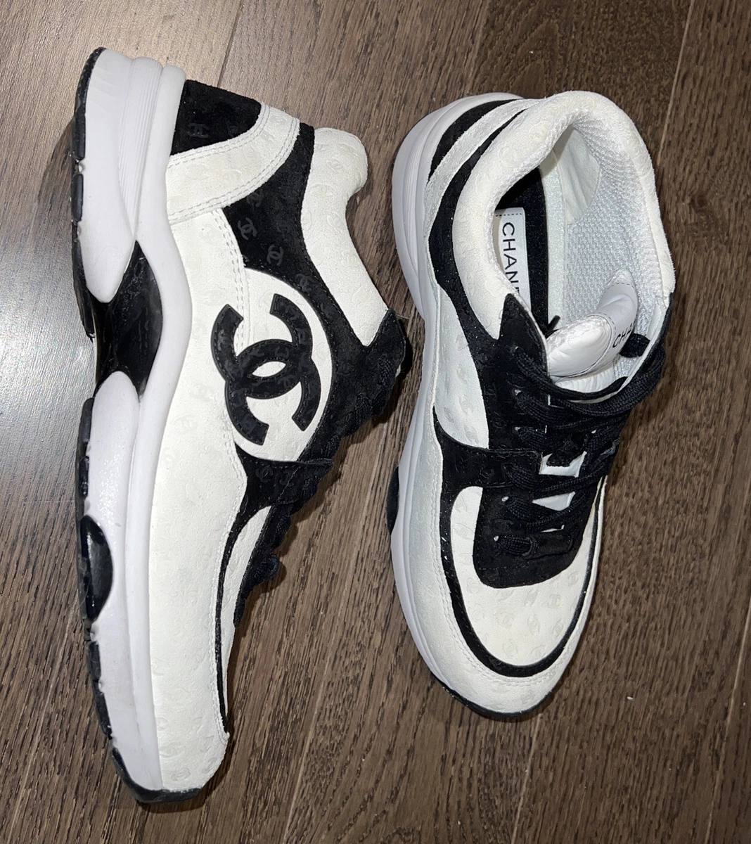 Chanel White Black Logo CC Trainer Sneakers Runners 37.5 EUR