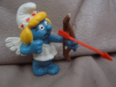 2.0156 SCHLEICH Smurfs SMURF SMURF Love Smurf Rabbit Arrow Long