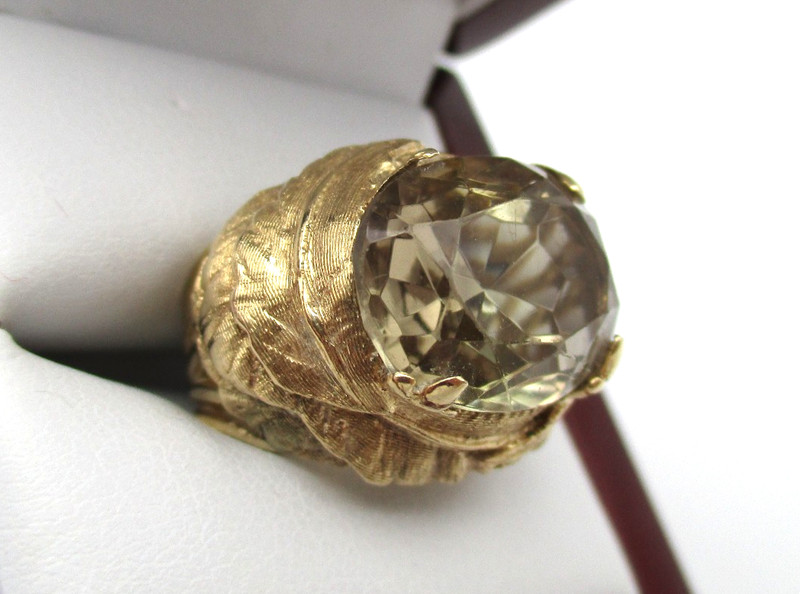 14K Yellow Gold Green Semiprecious Gemstone Solitaire Ring Size 7 [R337]