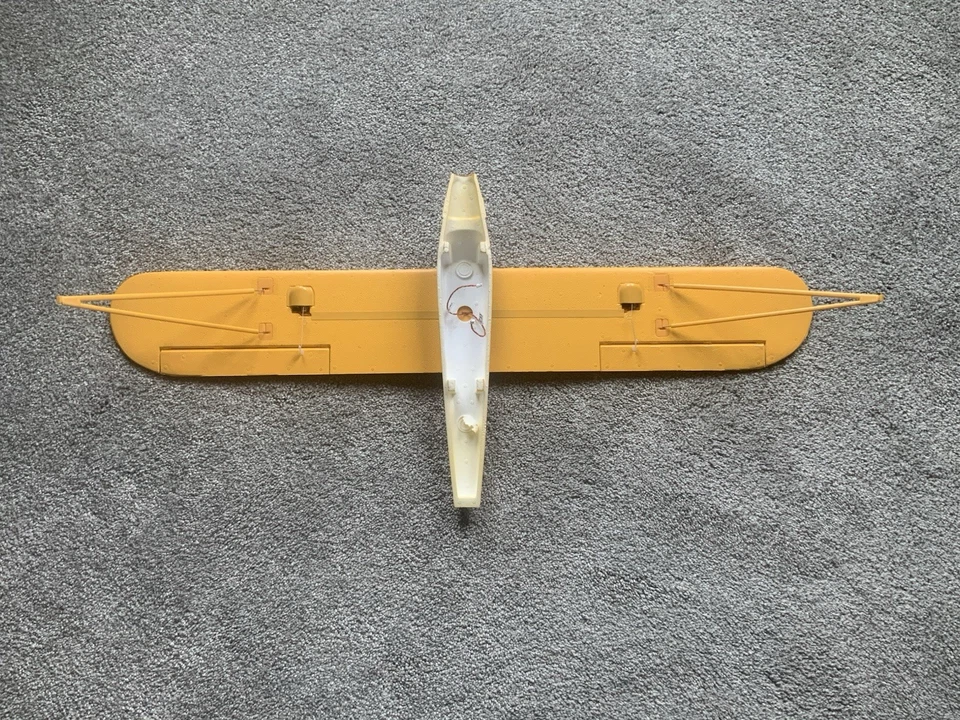 E-Flite UMX J3 CUB EFLU3450 Upper Fuselage and Wing Assembly w/ Servos - Image 2 of 2