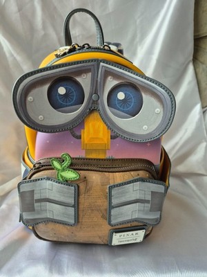 NWT LOUNGEFLY /DISNEY PIXAR WALL-E FIGURAL WALL-E with TRASH MINI BACK PACK