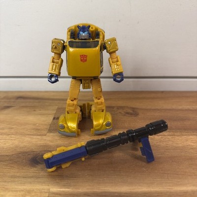 Transformers Legacy Goldbug complete Buzzworthy Bumblebee Creatures Collide