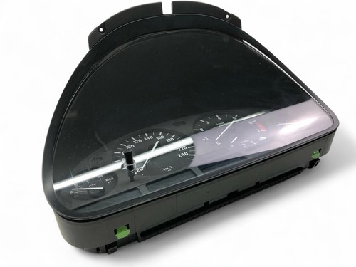 BMW 5 E39 Kombiinstrument 6907015 32047311