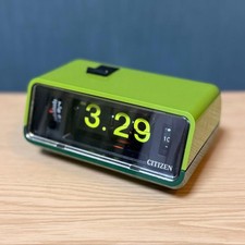 Vintage Citizen Flip Alarm Clock High leaf Curtis 5RD025 Green Used from Japan
