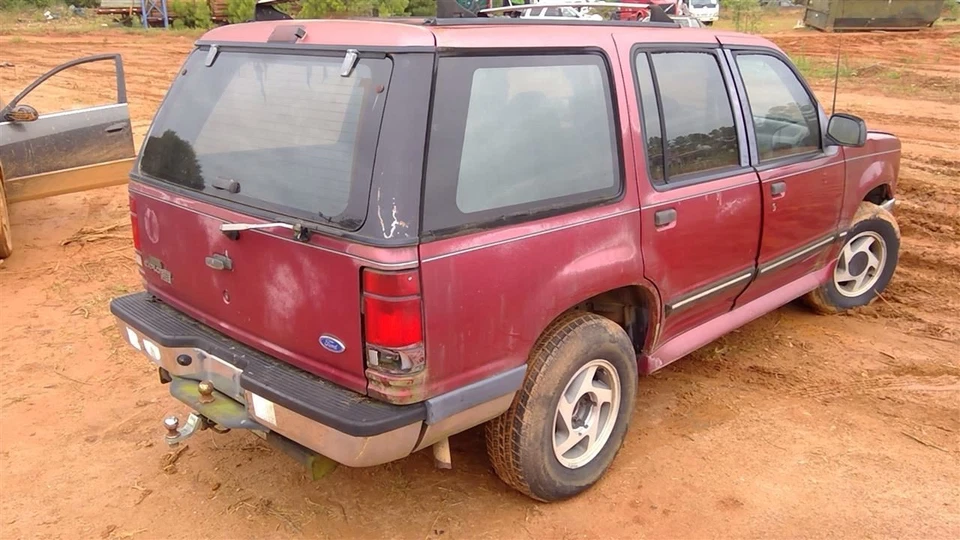 Driver Corner/Park Light Park Lamp-turn Signal Fits 91-94 EXPLORER 250021 - Image 4 of 4