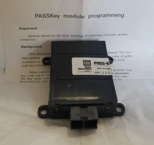 GM CADILLAC ANTI THEFT LOCKING  SECURTY PASSKEY CONTROL MODULE OEM 16135270
