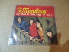 (89)  7" Single - Vinyl - The Monkees ? Last Train To Clarksville