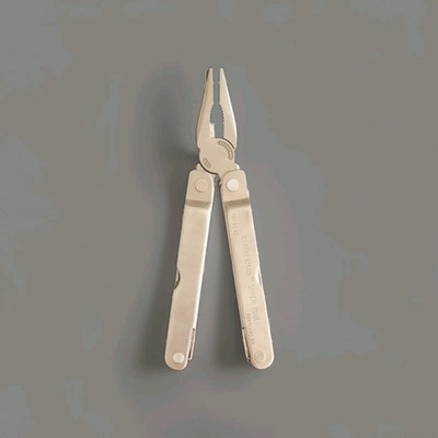 Leatherman 1996 Pat Pending Super Tool Multi-Tool (Broken file)