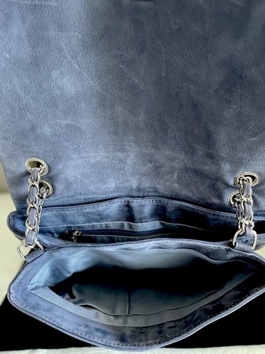 Chanel Suede Flap Bag - Picture 6 of 21