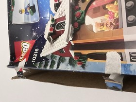 LEGO Creator Expert: Winter Village Bakery (10216) New With Damaged Box