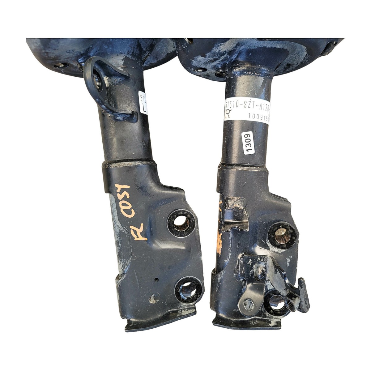 ①　スティッチ Amazon.com: URO Parts 1668900000 Hatch Strut. Right, w/Drive