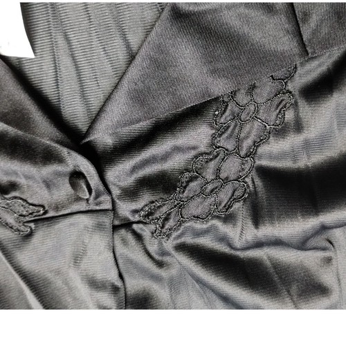 Vanity Fair Accappatoio Lingerie Nero Nylon Dettagli Ricamati Taglia L - Foto 3 di 8