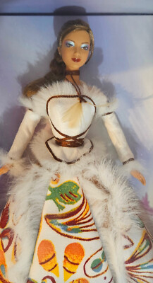 Barbie Inuit Legend Légende Inuit Designer 2005 Gold Label NRFB Mattel G8892