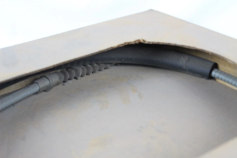 Cable de embrague OEM 76 77 Chevy Chevette GM NOS 361612 Chevrolet 1976 1977 carrocería en T Foto 4 de 4