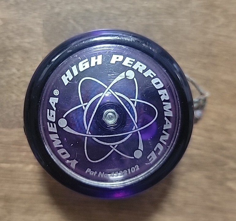 YOMEGA THE YO-YO WITH A BRAIN 中古品 YOMEGA THE YO-YO WITH A
