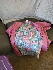 Women's Scrubs Set, Size Medium, 4 Matching Uniforms for Nursing/Medical