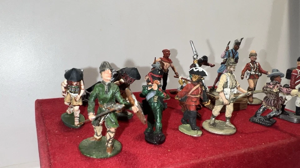 Lote de 15 soldados de hojalata pintados a mano - figuras históricas mixtas - 30-50 mm Foto 3 de 4