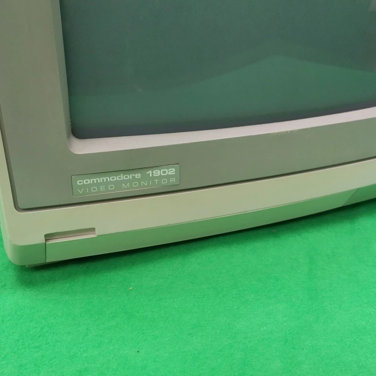 Commodore 2002 RGB ブラウン管 モニター コモドール Vintage Computer Monitors for Commodore for sale | eBay