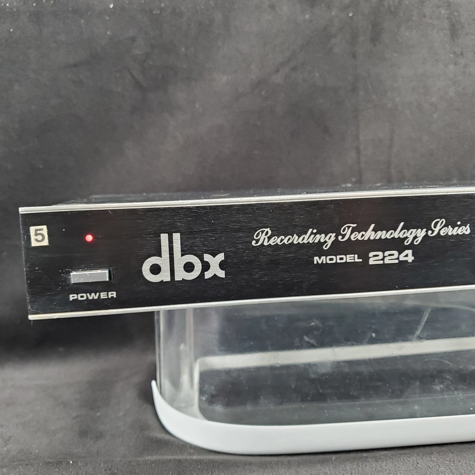 dbx Model 224 Recording Technology Noise Reduction System – Powers On, Untested - Image 2 of 4