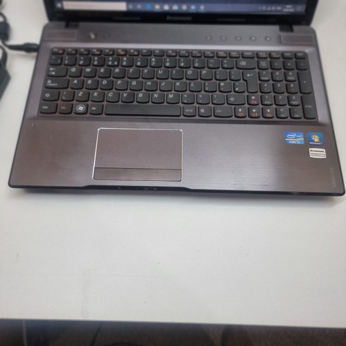 Lenovo IdeaPad Z570 i3-2350M 8GB 320GB HDD Battery Faulty Win 10 Not Activated - Picture 2 of 13