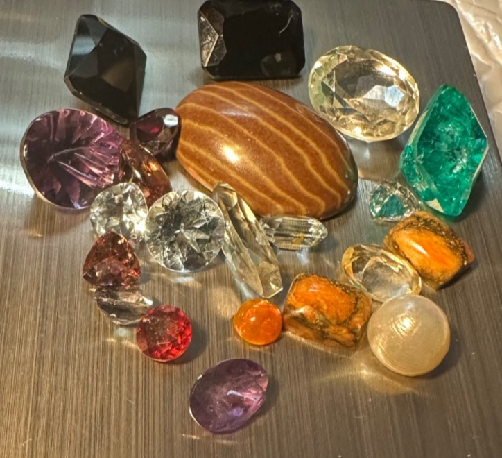 faceted and cab gemstone parcel, 80 carats plus, natural and lab