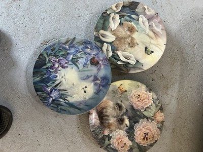 Petals Pals Cat Plates by Lily Chang. Set of 3 Are8  Certificate of Authenticity